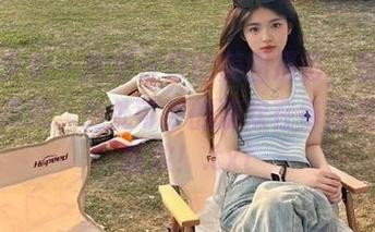 觅芙少女 – 欣赏仔仔的美图摄影，感受心中有诗意、处处可寻的清欢在每张照片中绽放！.txt