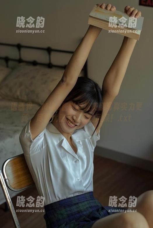 语画界 - Miko酱吖丝袜美腿写真实力更新，尽显优雅和迷人的风采！.txt