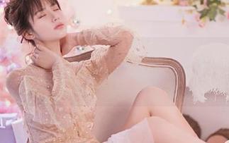 绝美瞬间！贝贝琪Becky水手服写真合集带你领略时尚.txt