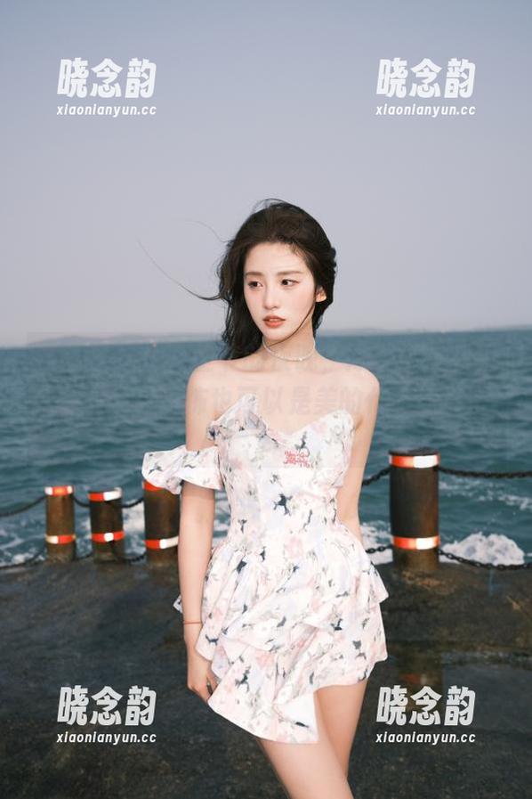 轰趴猫 - 在万圣节的夜晚，陈雅漫定制写真告诉你：恐怖也可以是美的代名词！.txt