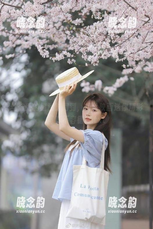 丝袜秀的福利时间到，轻兰映画送你精彩写真不容错过.txt
