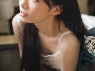 私房摄影之美，轻兰映画白裙白丝美图带你领略极致魅力.txt