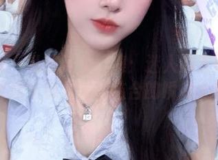 微密圈 – 私拍连体图集：迷人的五姨太将时尚与魅力完美结合的瞬间.txt