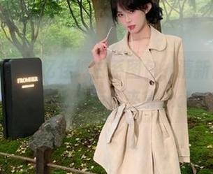 青豆客 – 施忆佳纯白系图包，清新自然的资源合集等你来拿.txt
