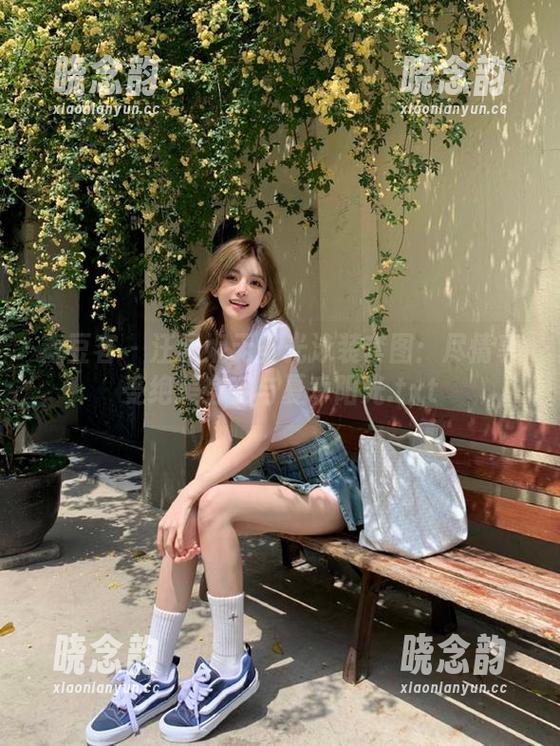 青豆客 - 汪佩妮无圣光泳装套图：尽情享受绝美身姿与夏季阳光.txt