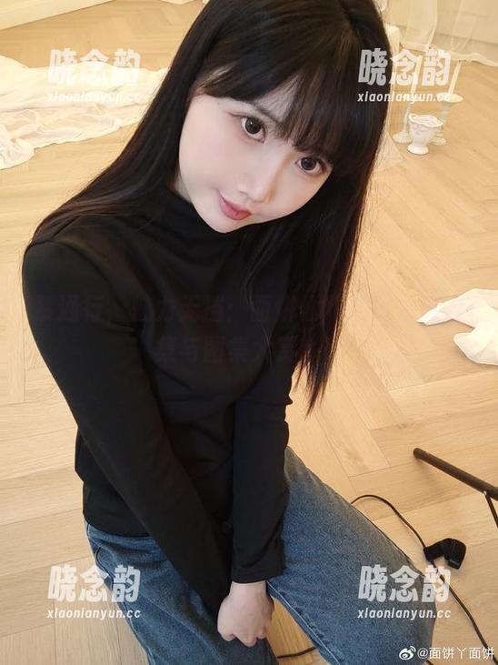 禁通行，魅力无挡：面饼仙儿精美写真合集与图集大赏.txt