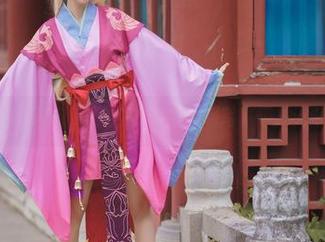 面饼仙儿的青春印记：细腻JK秀原图写真释放无限可能.txt